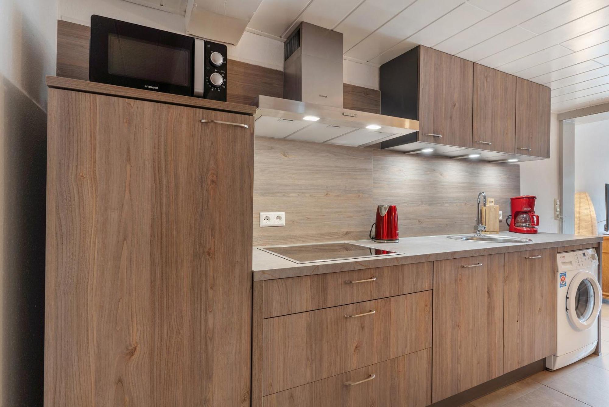 Max Apartment *